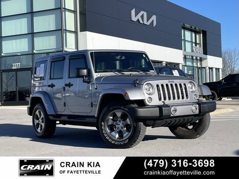 Used 2017 Jeep Wrangler Unlimited Sahara image 1
