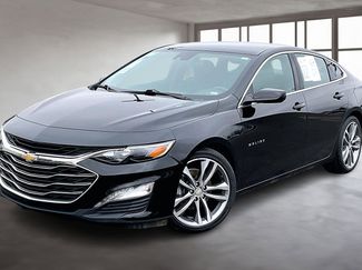 Used 2023 Chevrolet Malibu LT video 3