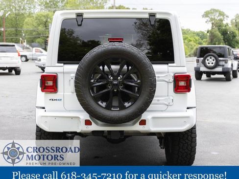 Used 2021 Jeep Wrangler Unlimited Sahara AWD/4WD image 6