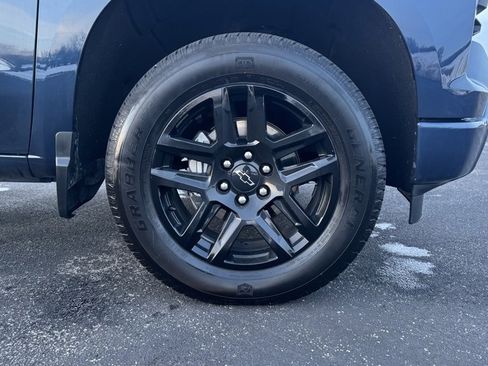 Used 2022 Chevrolet Silverado 1500 Custom image 33