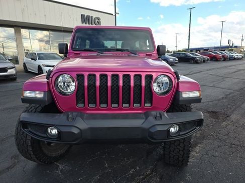 Used 2022 Jeep Wrangler Unlimited Sahara image 10