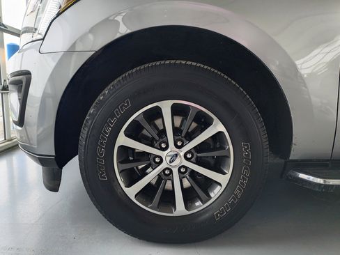 Used 2020 Ford Expedition Max XLT w/ Equipment Group 202A image 26