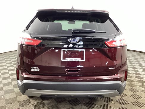 Used 2023 Ford Edge SEL w/ Convenience Package AWD/4WD image 3