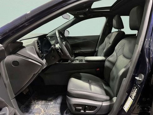 Used 2025 Lexus RX 350 AWD image 25