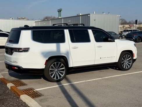 Used 2023 Jeep Grand Wagoneer L Series II w/ Convenience Group III image 4