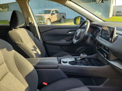 Used 2024 Nissan Rogue SV AWD/4WD image 38