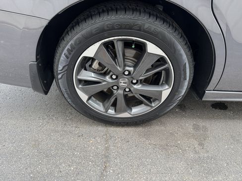 Used 2024 Honda Odyssey Elite image 39