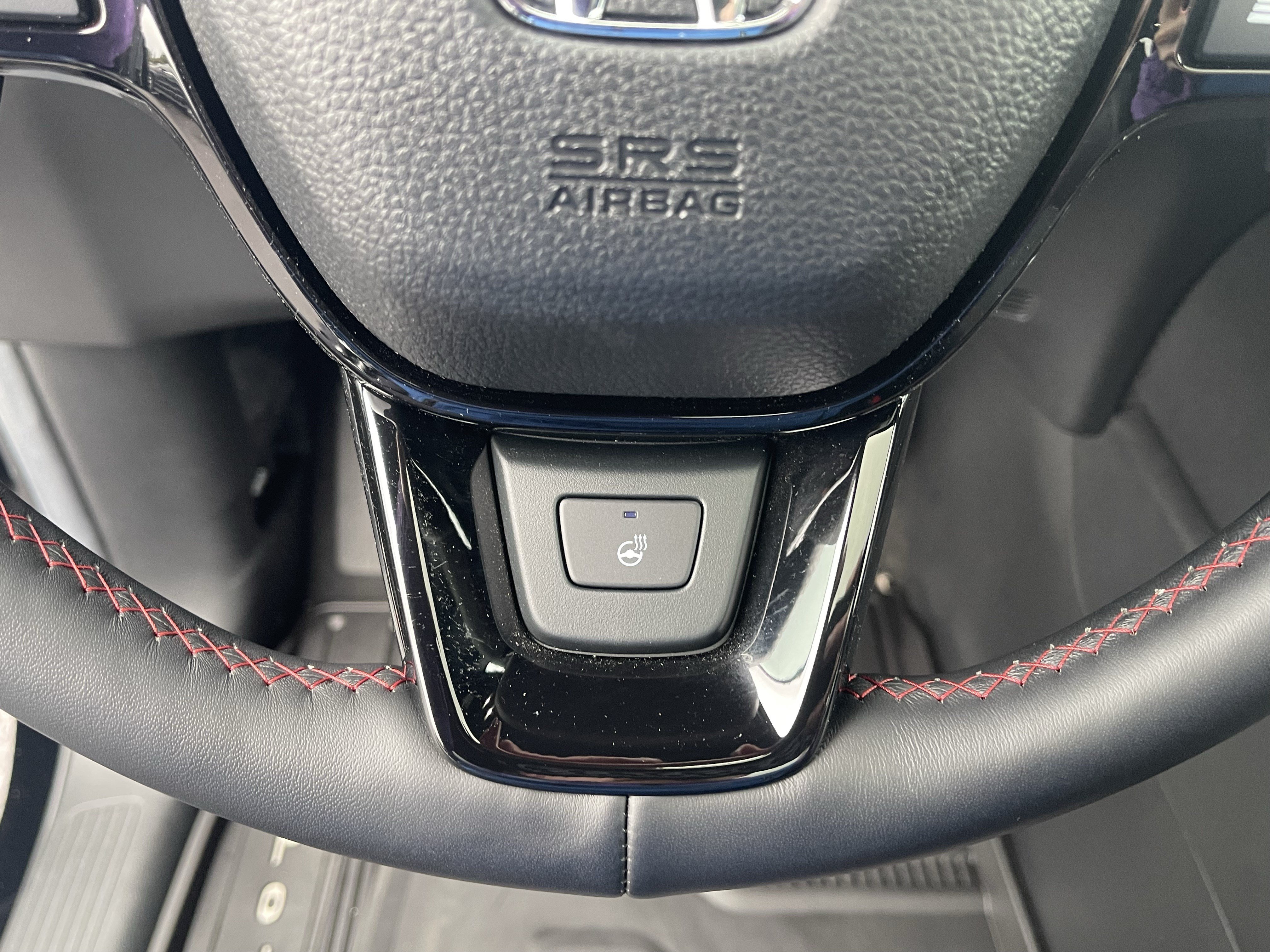 Used 2025 Honda Pilot Black Edition image 24