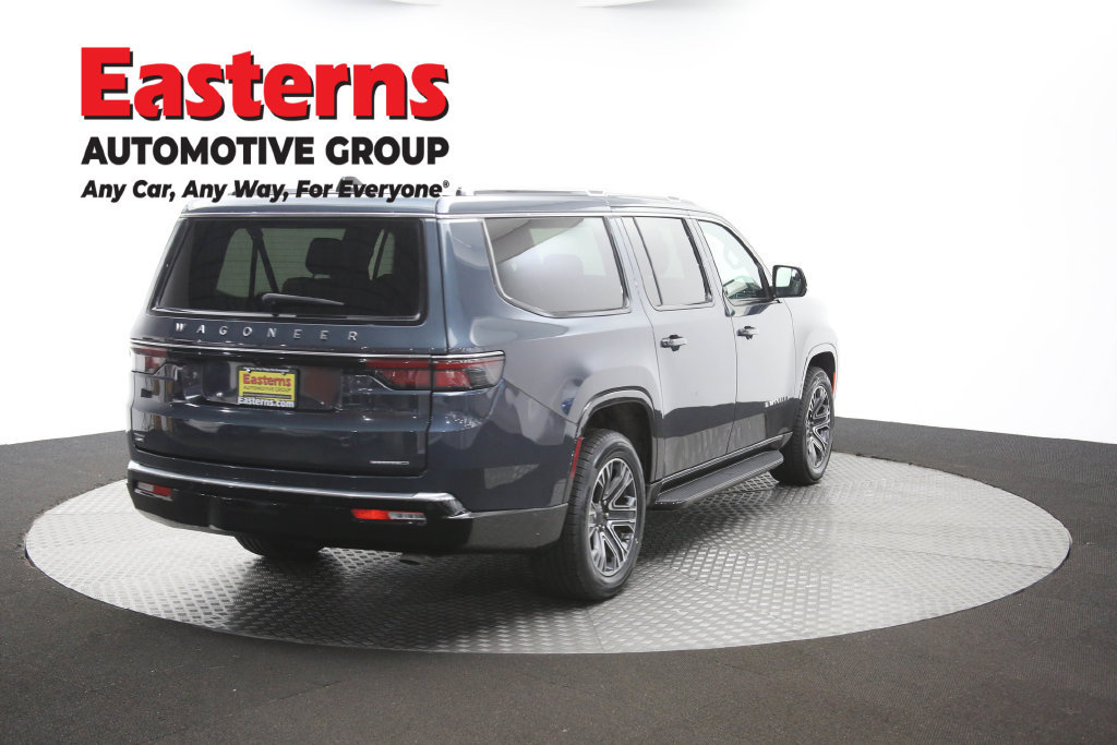Used 2024 Jeep Wagoneer L Series II w/ Flexible Seating Group RWD image 47