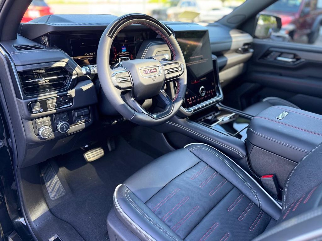 Used 2026 GMC Yukon AT4 Ultimate AWD/4WD image 14