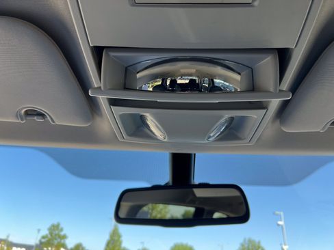 Used 2020 Dodge Grand Caravan SE w/ UConnect Hands-Free Group FWD image 30
