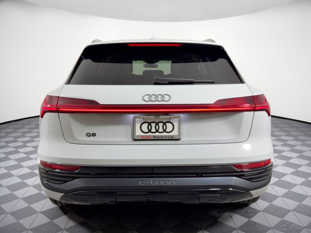 Certified 2024 Audi Q8 e-tron Premium Plus AWD/4WD image 11