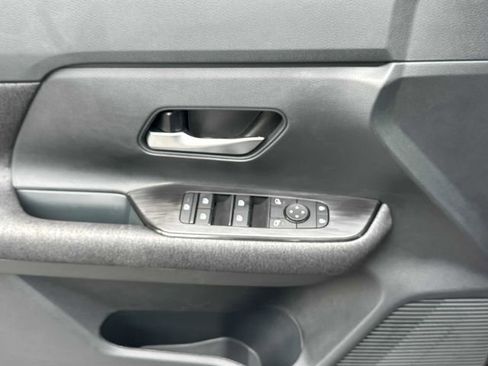 New 2025 Nissan Kicks SV w/ SV Premium Package image 8