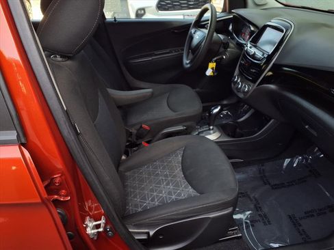 Used 2022 Chevrolet Spark LT image 23