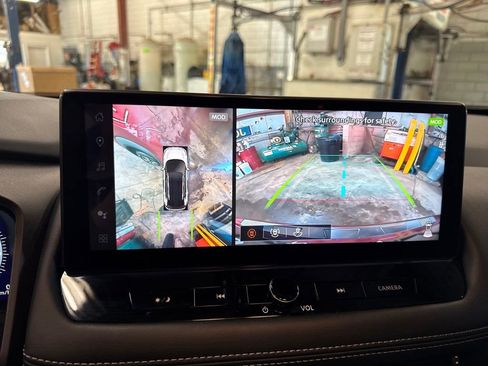 Certified 2024 Nissan Rogue SL w/ SL Premium Package image 22