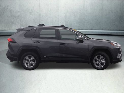 Certified 2025 Toyota RAV4 LE AWD/4WD image 11