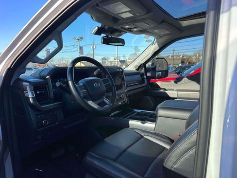 Used 2024 Ford F250 Lariat w/ Tremor Off-Road Package image 15