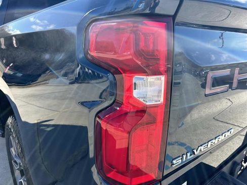 Used 2020 Chevrolet Silverado 1500 RST image 11