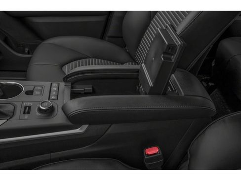 Used 2021 Toyota Highlander XSE FWD image 15