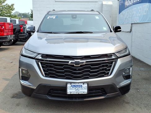 Certified 2023 Chevrolet Traverse Premier w/ Redline Edition AWD/4WD image 2