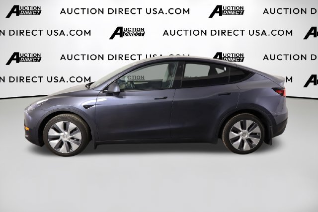 Used 2023 Tesla Model Y Long Range AWD/4WD image 5