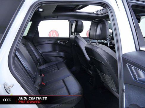 Used 2022 Audi Q4 e-tron Premium Plus w/ Premium Plus AWD/4WD image 12