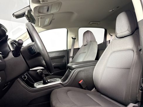 Used 2019 Chevrolet Colorado LT w/ Colorado RST Special Edition RWD image 16