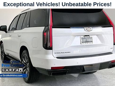 Used 2024 Cadillac Escalade Sport w/ Touring Package AWD/4WD image 14
