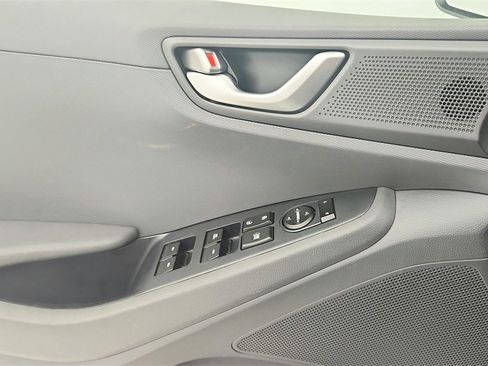 Used 2018 Hyundai Ioniq Blue image 22