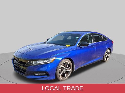 Used 2020 Honda Accord Sport image 2