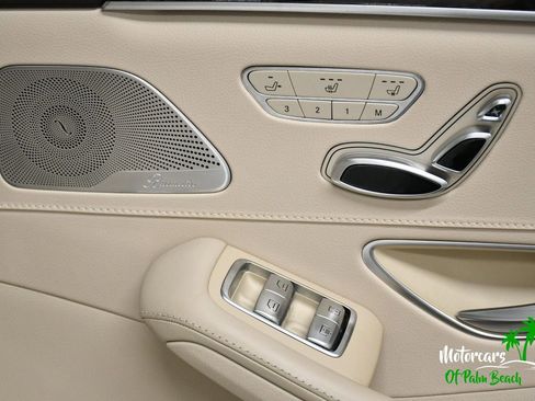 Used 2019 Mercedes-Benz S 560 Sedan image 65