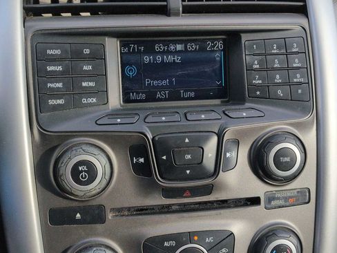 Used 2013 Ford Edge SEL image 28