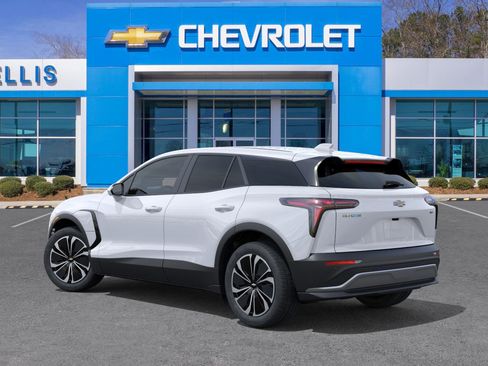 New 2026 Chevrolet Blazer EV LT image 40