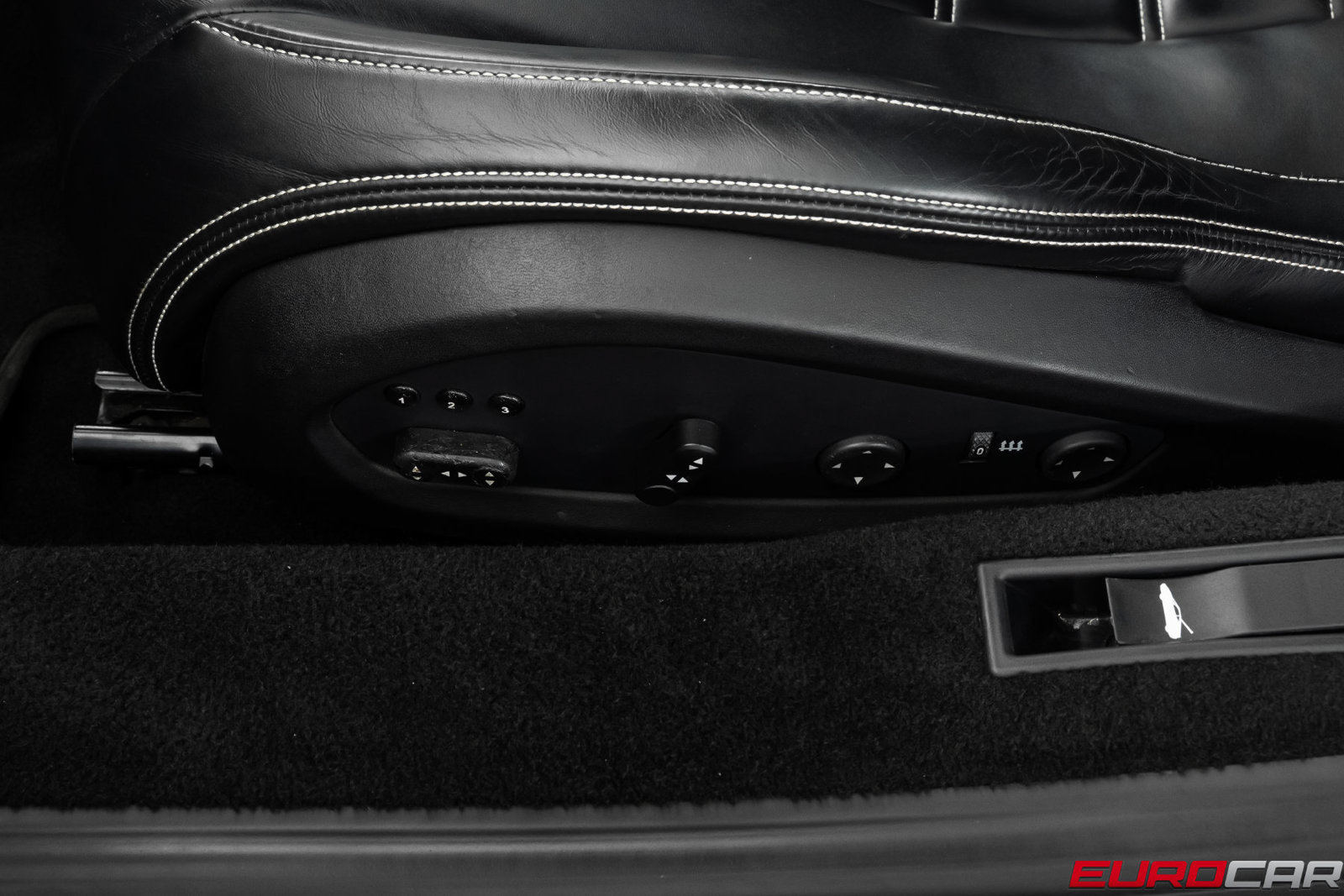Used 2015 Ferrari 458 Italia Coupe RWD image 46