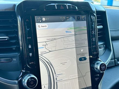 Used 2024 RAM 3500 Laramie w/ Chrome Bumper Package image 17