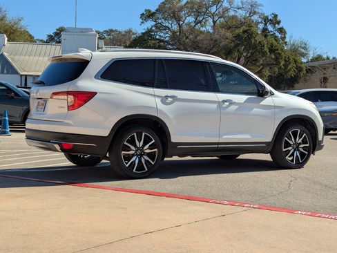 Used 2020 Honda Pilot Touring image 4