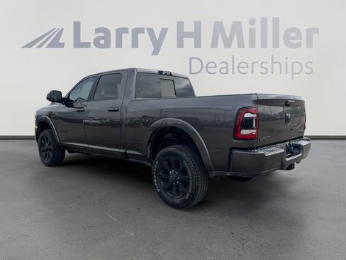 Used 2022 RAM 2500 Laramie w/ Night Edition image 3