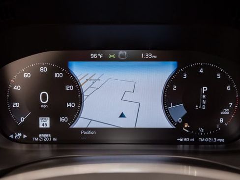 Used 2020 Volvo XC60 T5 Inscription w/ Protection Package Premier FWD image 12
