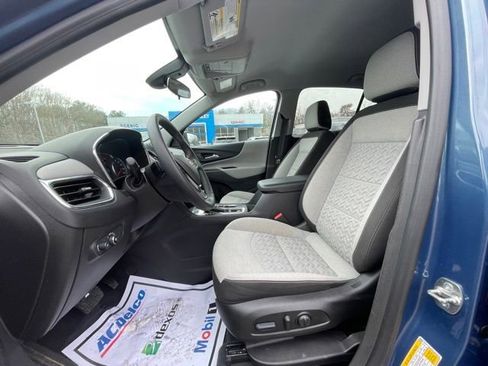 Used 2024 Chevrolet Equinox LT image 17