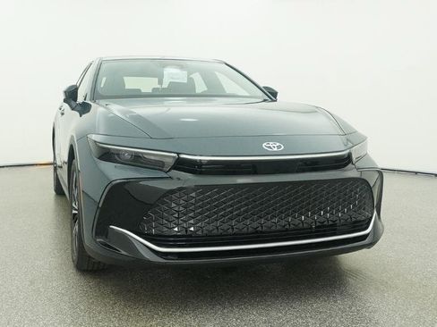 New 2026 Toyota Crown AWD/4WD image 5