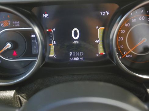 Used 2021 Jeep Wrangler Sport AWD/4WD image 7