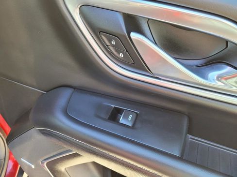 Used 2021 Chevrolet Tahoe Premier w/ Premium Package image 9