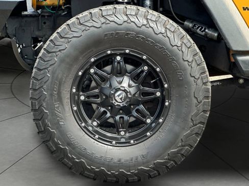 Used 2014 Jeep Wrangler Unlimited Sport AWD/4WD image 28