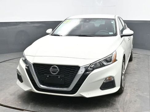 Used 2021 Nissan Altima 2.5 S FWD image 2