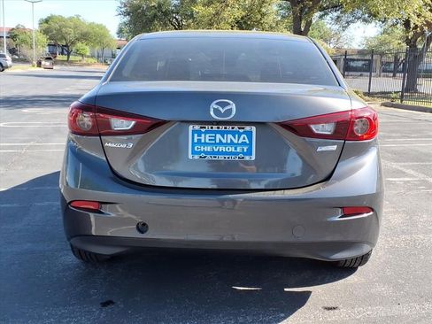 Used 2018 MAZDA MAZDA3 Sport image 5
