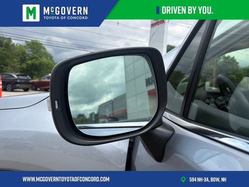 Used 2024 Subaru Forester Limited AWD/4WD image 31