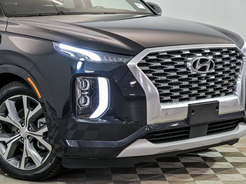 Used 2022 Hyundai Palisade Limited AWD/4WD image 2