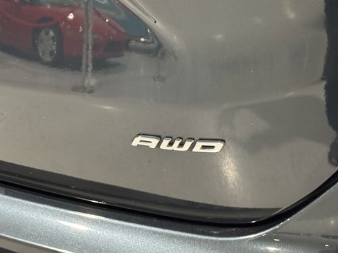 Used 2024 Ford Edge SEL image 43