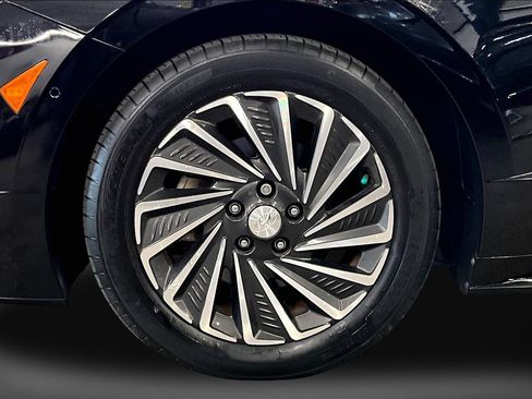 Used 2023 Hyundai Sonata Limited FWD image 8