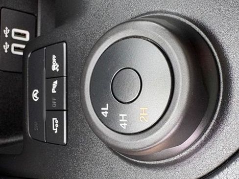 Used 2020 Ford Ranger Lariat w/ Equipment Group 501A Mid AWD/4WD image 19